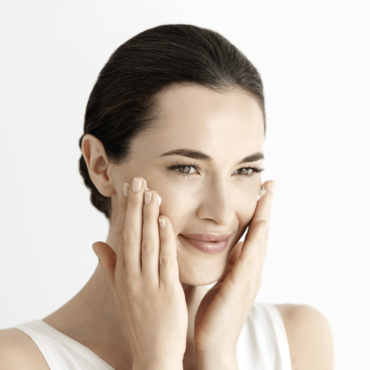 What Are Lines and How to Treat Them Eucerin UK